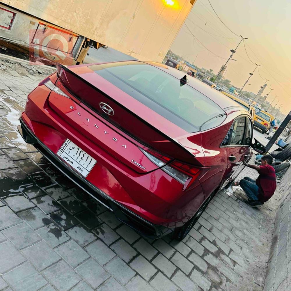 هیوندای ئەلەنترا